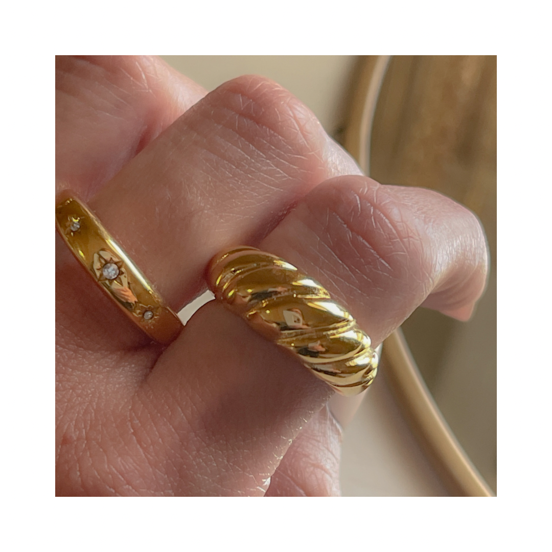 CROISSANT Chunky Ring